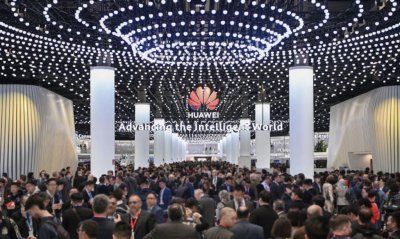 ​MWC 2024：小米荣耀拥抱AI，华为发通信大模型，联想透明电脑亮相