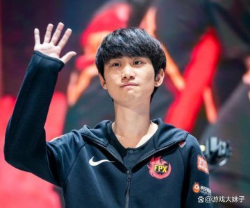 ​doinb老婆也去韩国了吗 doinb老婆糖小幽家境好吗？是哪国人？