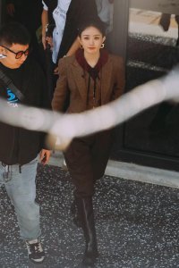 ​火了！赵丽颖、林更新现身开平赤坎古镇