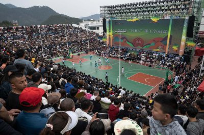​萧敬腾刘畊宏助阵，2024年“村BA”球王争霸赛在贵州台江开赛