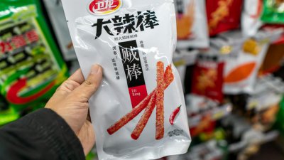 ​辣条第一股，一年少卖了2.6万吨