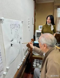 ​搞错了！艾尚真被传是范曾妻子，本人辟谣：已结婚，有幸福的家庭