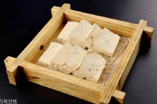 如何挑选豆腐 豆腐的选购技巧