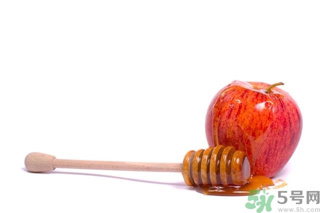 苹果和蜂蜜可以一起吃吗？苹果和蜂蜜可以榨汁吗？