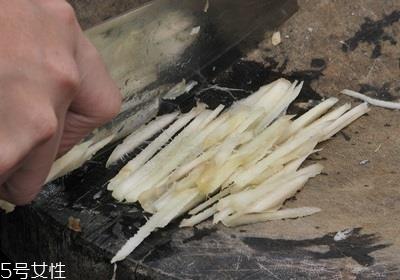 老姜和嫩姜功效的区别 不同姜的特点
