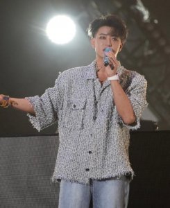 ​黄子韬道歉，马丁录视频回应原因，气得黄子韬眼都红了