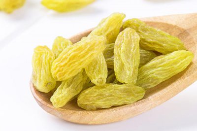 ​葡萄干闻起来有味道吗 淡淡清香味