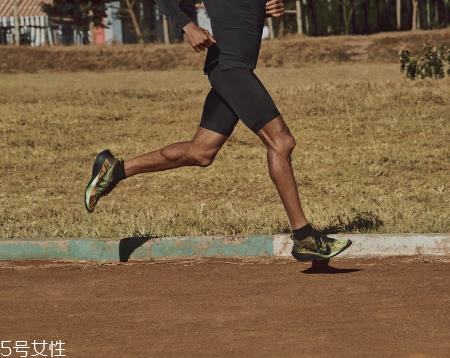耐克3d打印跑步鞋怎么样？nike zoom vaporfly elite flyprint评测