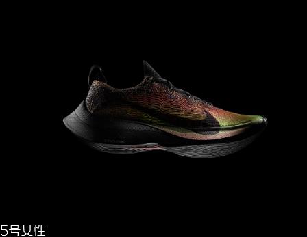 耐克3d打印跑步鞋怎么样？nike zoom vaporfly elite flyprint评测