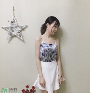 ​怎么穿衣显瘦脱了有肉