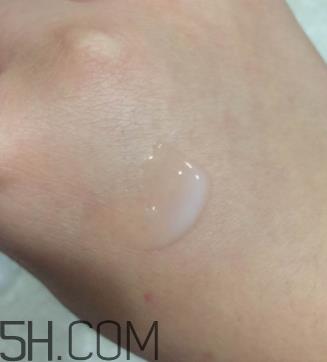 御泥坊红石榴眼霜怎么样？御泥坊红石榴眼霜好用吗？