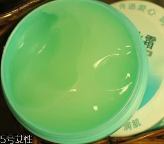 冬季脸部干燥如何补水？超便宜国货补水神器