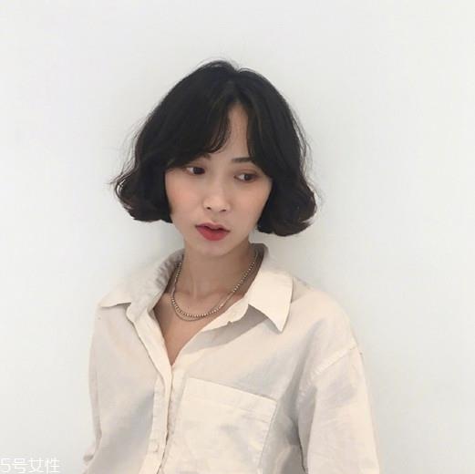 短发有刘海好看还是没有刘海好 能修饰脸型更显小脸