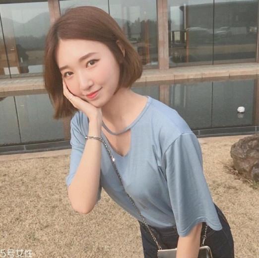 短发有刘海好看还是没有刘海好 能修饰脸型更显小脸