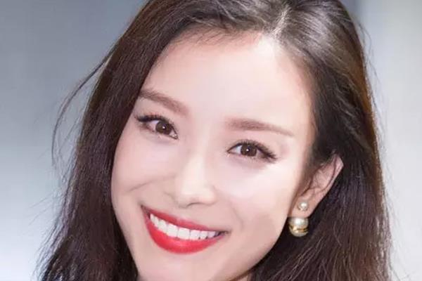 什么口红颜色不好看 难驾驭的口红色号