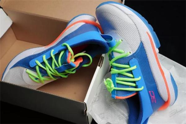 ua curry 7实物开箱 安德玛库里7代开箱测评