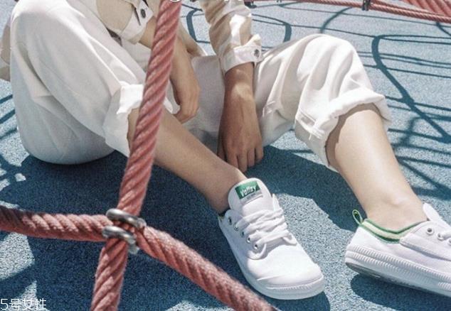 夏天出游穿什么衣服好看？夏日出游穿搭推荐