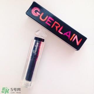 娇兰小黑裙口红007试色 娇兰小黑裙唇膏007试色图