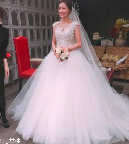 婚纱可以借给别人穿吗？婚纱能不能借给别人？