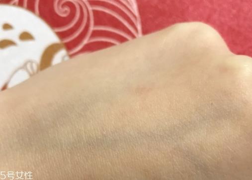 纯露可以当喷雾吗？随时为你补充水分