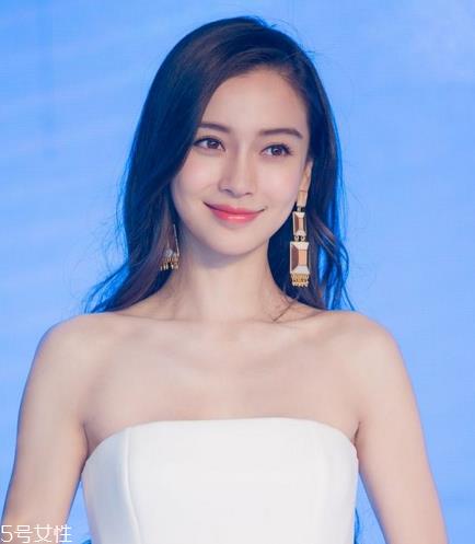 染发粉色怎么调出来？粉色发色这样调