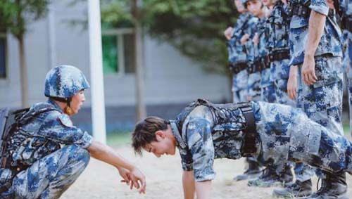 娱乐真正男子汉2蒋劲夫受伤怎么回事 带伤坚持训练被赞  2