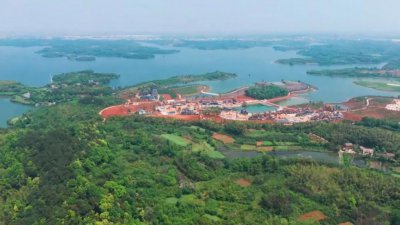 ​@广大旅客，这些景区持高铁票半价优惠！