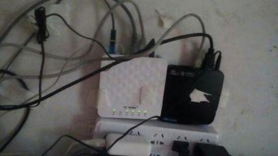 ​电视猫和路由器怎么连接（路由器与电视盒子连接)