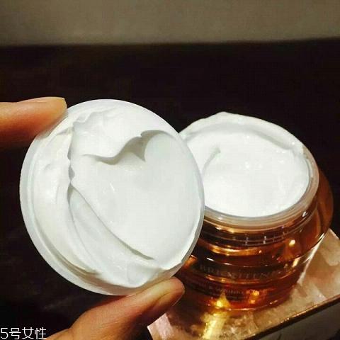 ahc素颜霜有什么功效 ahc素颜霜使用测评