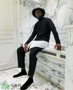 为什么今年流行乾隆皇帝的鞋？乾隆皇帝的鞋是什么样的？