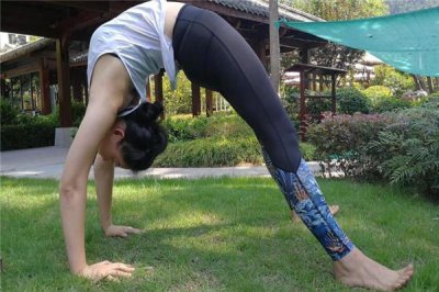 ​瑜伽服怎么挑选 材质弹性都很重要