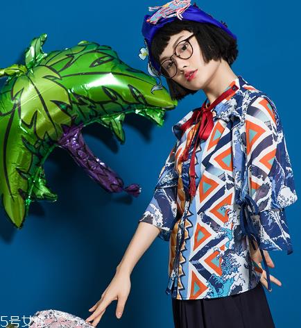 中国风衣服怎么搭配？带你演绎传统之美