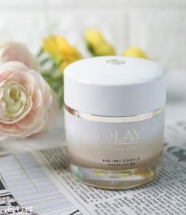 olay气泡霜两款区别 olay玉兰油气泡霜两款适合肤质