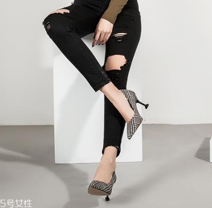 高跟鞋鞋底滑怎么办？鞋底防滑小妙招