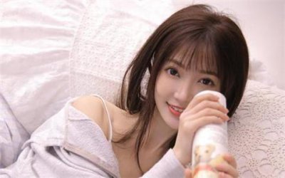 ​跟女孩微信聊天应该聊些什么话题？