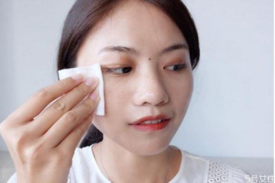 ​卸妆后还要用洗面奶洗脸吗 卸妆后不用洗面奶会怎么样