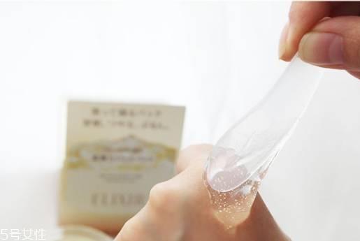 怡丽丝尔睡眠面膜用完要洗吗 怡丽丝尔睡眠面膜使用测评