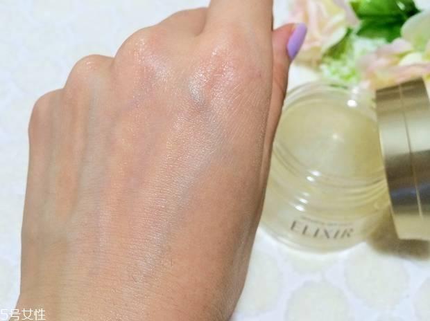怡丽丝尔睡眠面膜用完要洗吗 怡丽丝尔睡眠面膜使用测评