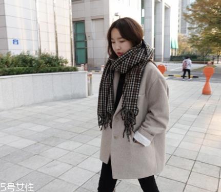 什么颜色的围巾最百搭？这几个颜色轻松驾驭