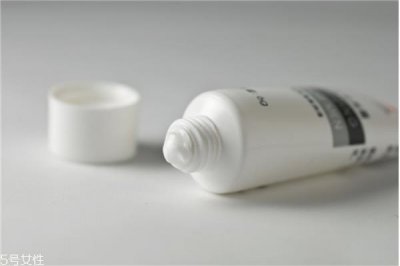 ​抗红血丝护肤品有哪些 抗红舒敏产品排行榜