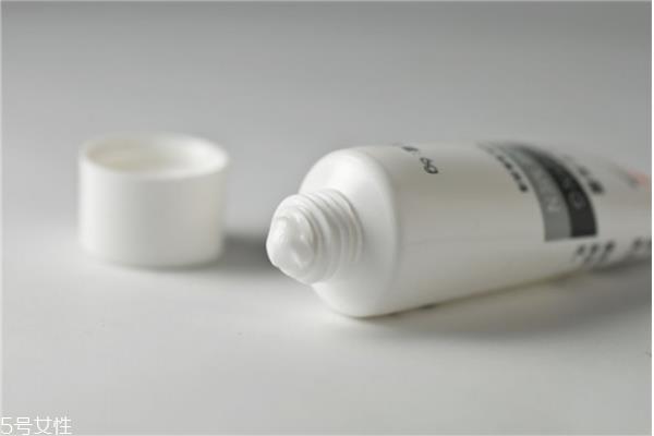 抗红血丝护肤品有哪些 抗红舒敏产品排行榜