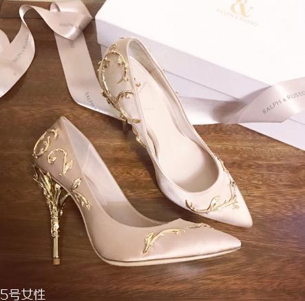 sophia webster是什么档次？新星设计师圆你公主梦