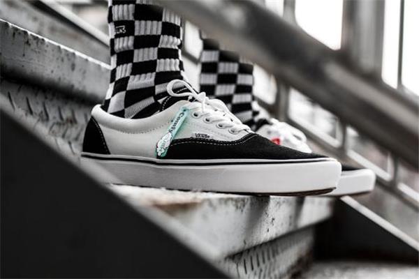 vans comfycush怎么样 vans全新科技测评