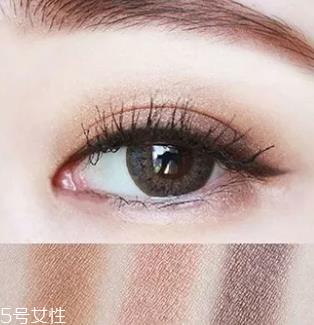 黄皮适合什么眼影？烟熏和大地色最合适