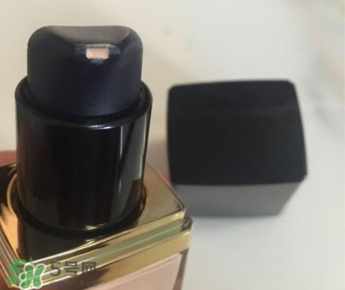 雅诗兰黛水粉底色号 雅诗兰黛水粉底试色