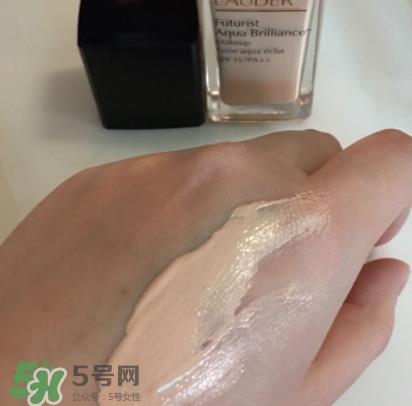 雅诗兰黛水粉底色号 雅诗兰黛水粉底试色