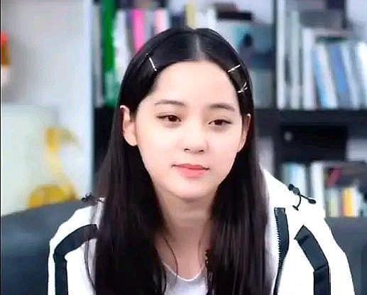 欧阳娜娜称与王源的关系是纯的不能再纯的兄弟