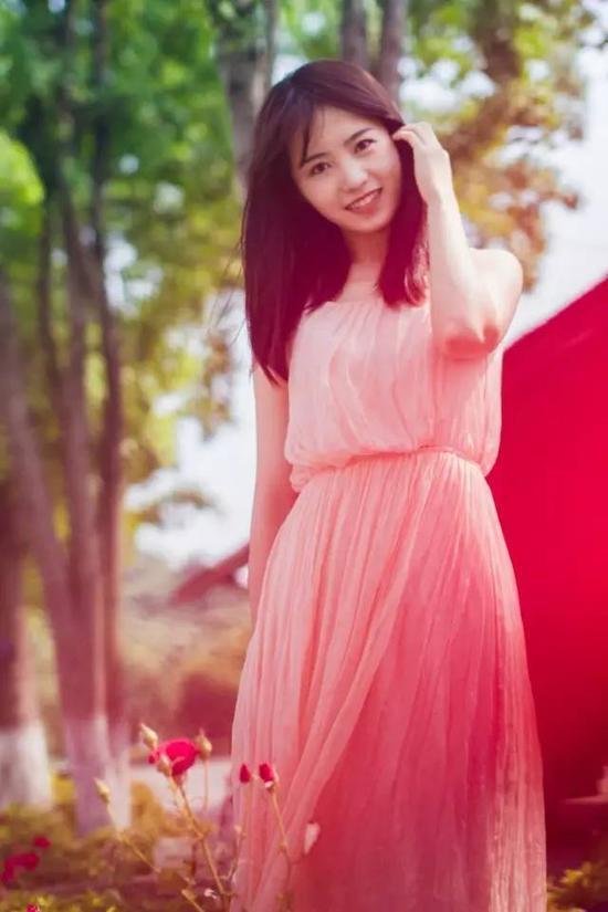 中南大学最美女教官走红网络 原来还不止一个