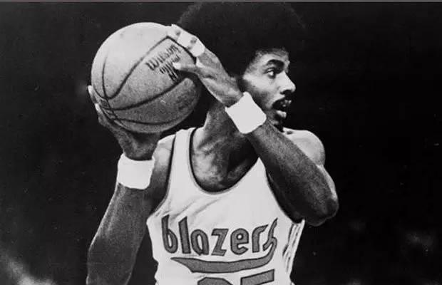 NBA十大水货状元: 本内特历史第一, 乔丹看错布朗, 玻璃登上榜