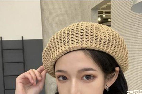 如何选择贝雷帽 贝雷帽不同脸型戴法技巧
